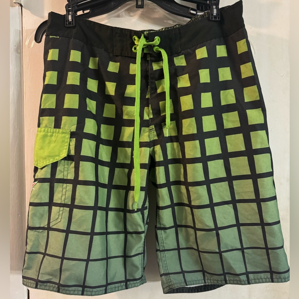 Mountain Dew Size 32 Swim Trunks